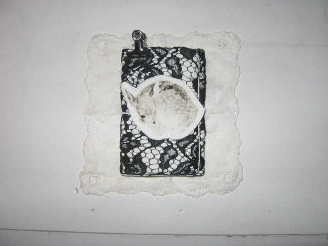 Porte Carnet A6 - Black Lace & White Fawn