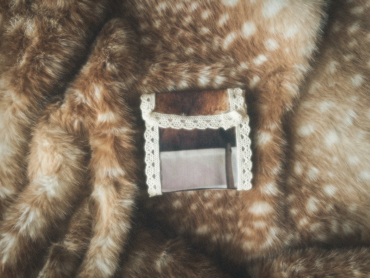 Pocket Altar - Classic Deer