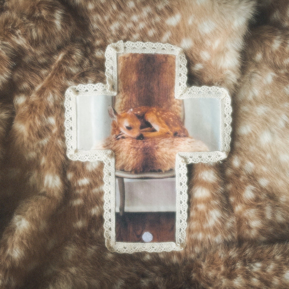 Pocket Altar - Classic Deer